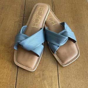 Beach by Matisse - blue/grey sandals, size 9, NWT